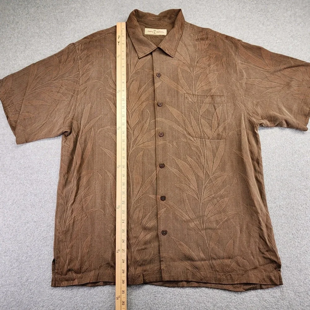 Tommy Bahama Men's L Silk Brown‎ Tropical Short Sleeve Button Front Shirt
